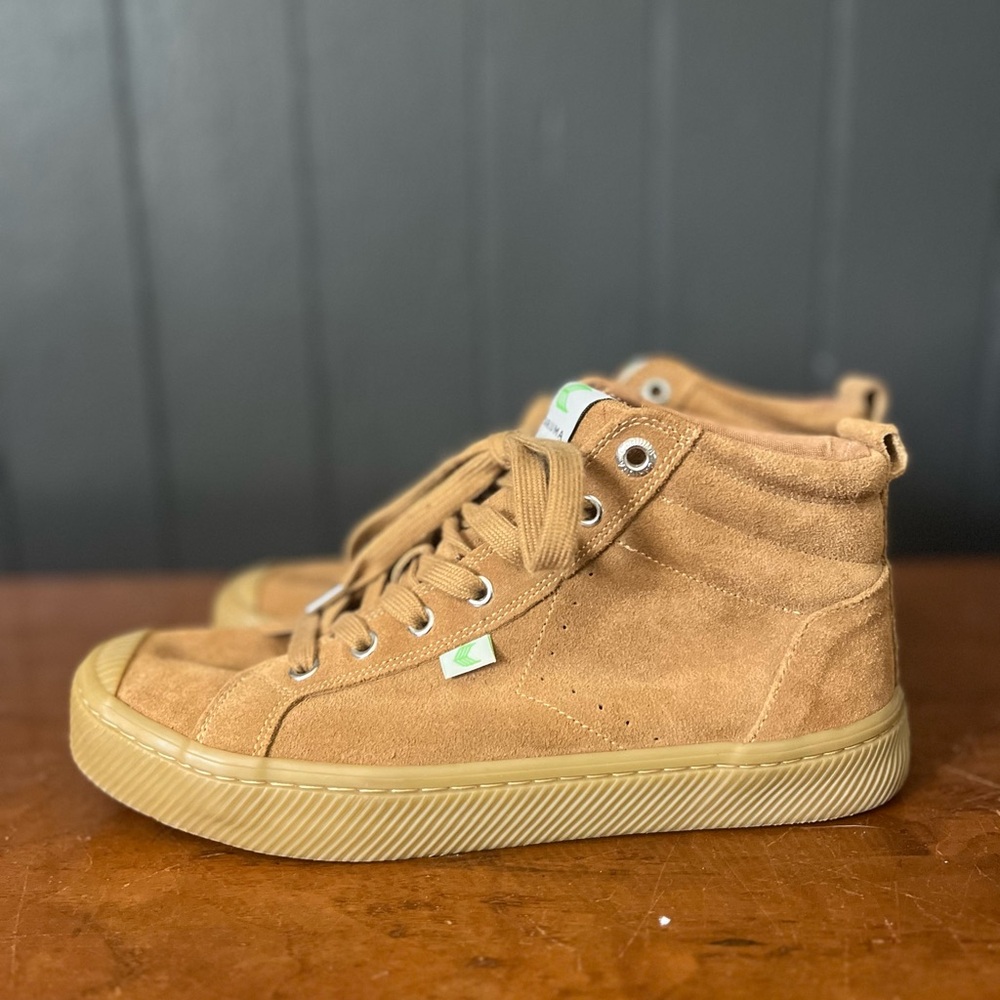 Cariuma Tan High-Top Sneakers
